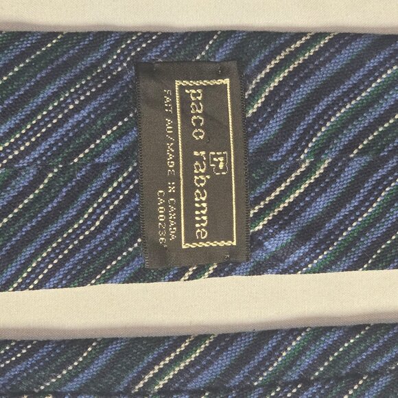 Vintage Paco Rabanne – 100% Silk – Made in Canada - Picture 4 of 6